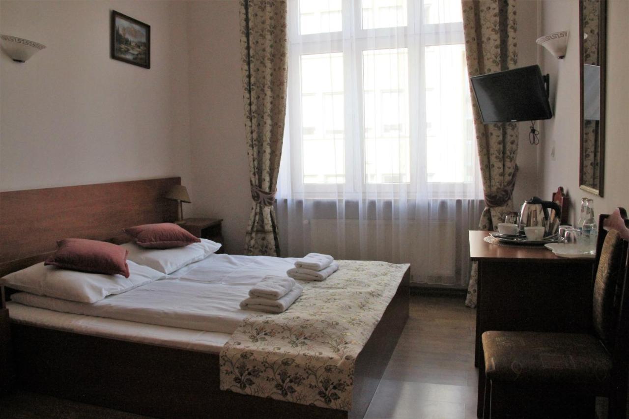 Pokoje Goscinne Rubens Krakau Exterior foto